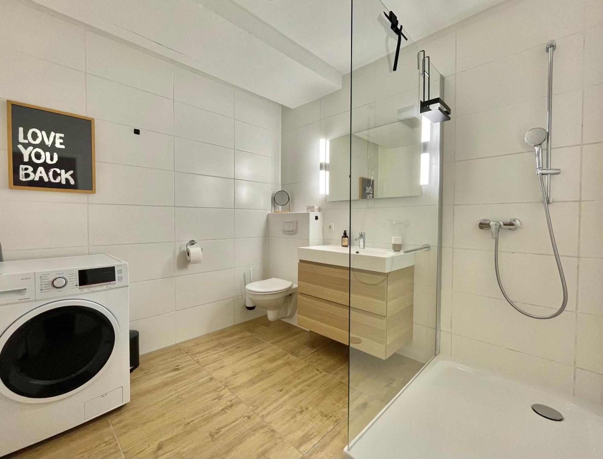 Stadt-Oase - Kostenlos Parken, Ruhig, Kliniken, Gop, Bali-Therme, Boxspringbett Bad Oeynhausen Exteriér fotografie