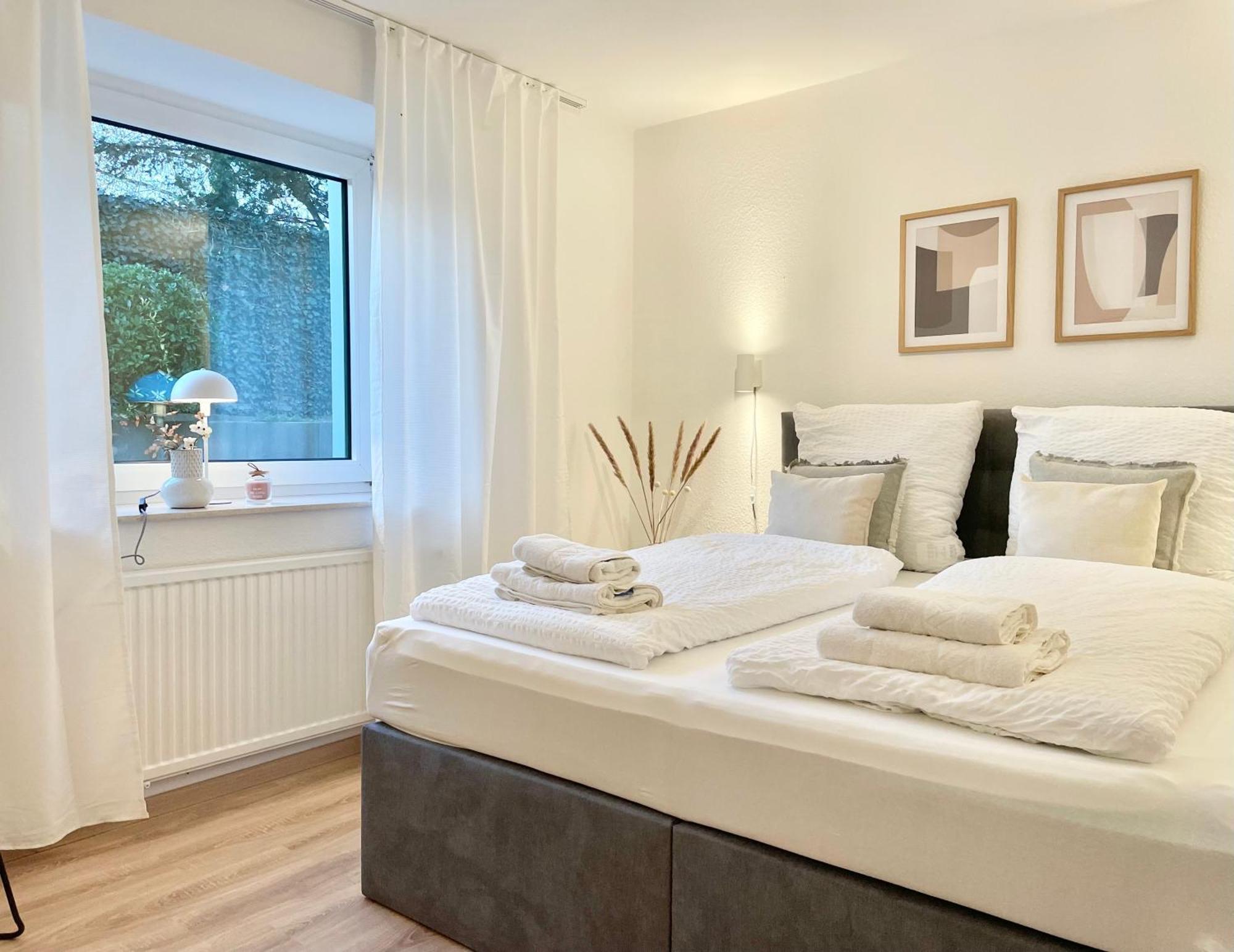 Stadt-Oase - Kostenlos Parken, Ruhig, Kliniken, Gop, Bali-Therme, Boxspringbett Bad Oeynhausen Exteriér fotografie